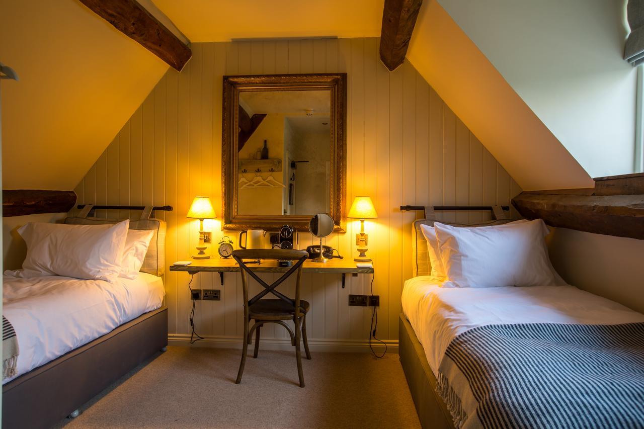 The Frogmill Hotel Shipton  Zewnętrze zdjęcie